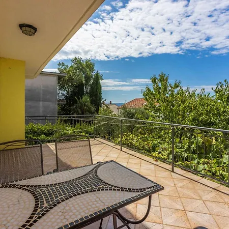 In 42451 Apartman