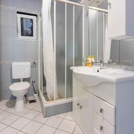 In 42451 Apartman *